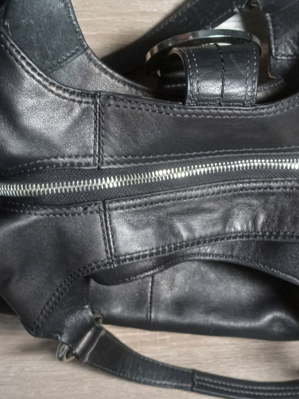 COACH Black Leather Shoulder Bag with Signature Tag - Picture 7 of 13
